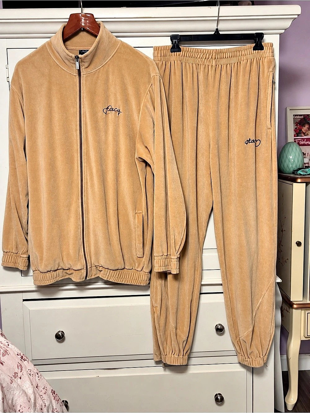 Vintage Y2K Starbury Velour Baggy tracksuit Beige Set Size Medium